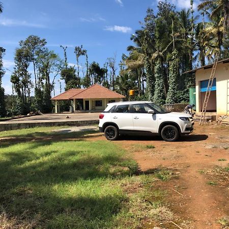 Vila Estate Mane Hanbal Exteriér fotografie